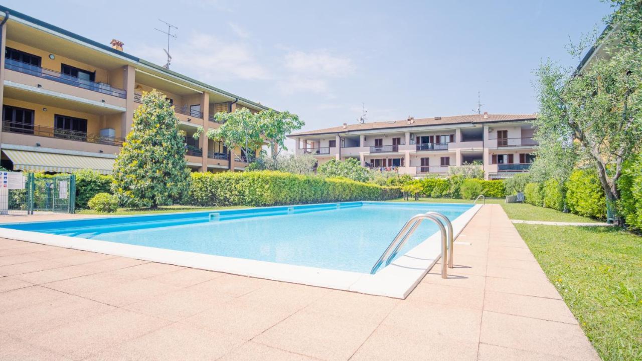 Colombare Suite - Italian Homing Sirmione Esterno foto